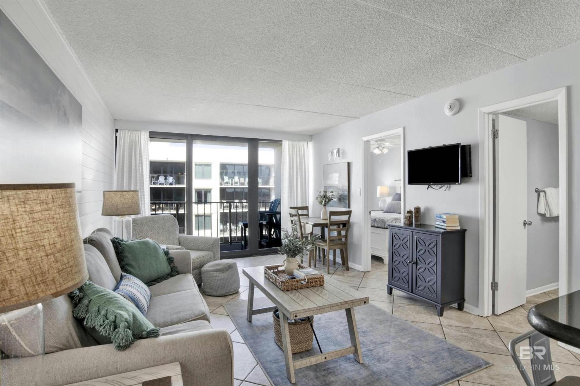 Condo On The Beach- Walk To Restaurants, Shops And Activities. Gulf Shores Exterior photo