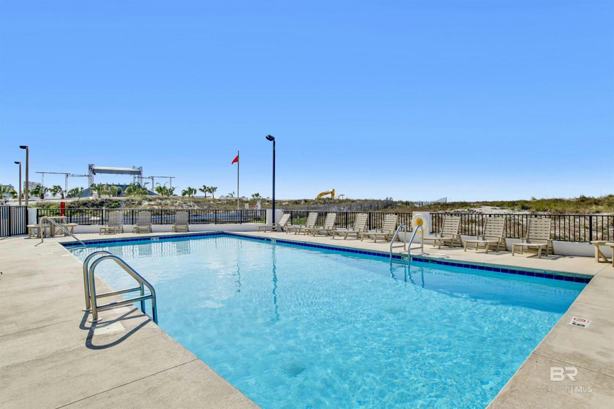 Condo On The Beach- Walk To Restaurants, Shops And Activities. Gulf Shores Exterior photo
